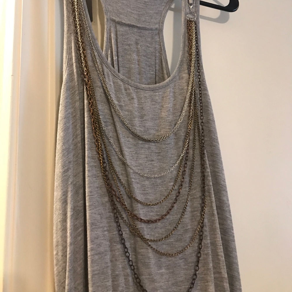 Gray tank with connecting embellishments - Picture 2 of 4