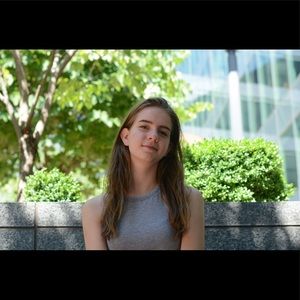 Meet your Posher, Lydia