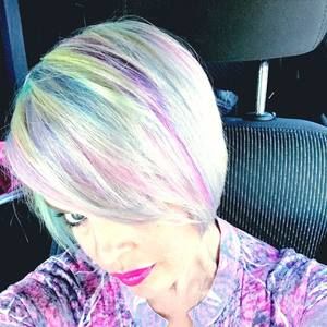 Meet your Posher, Wendy