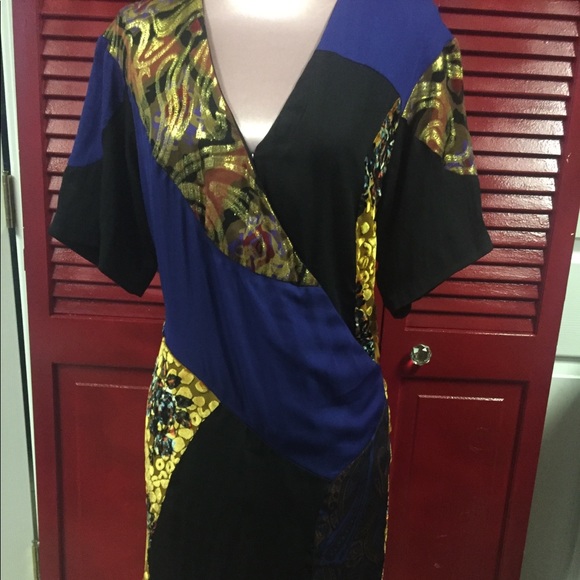 Dress - Picture 3 of 4