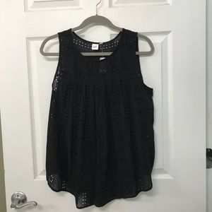 GAP Eyelet Flowy Tops sz Small