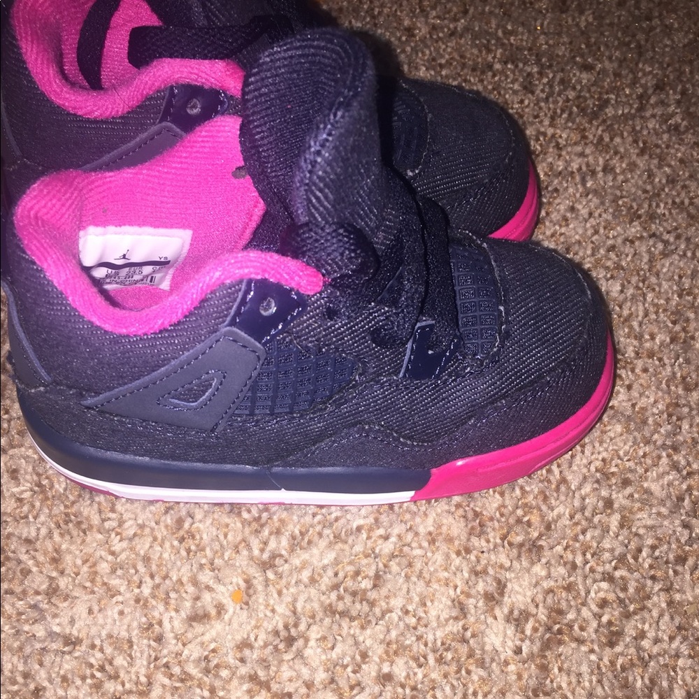 Jordan Retro 4 - Picture 3 of 5