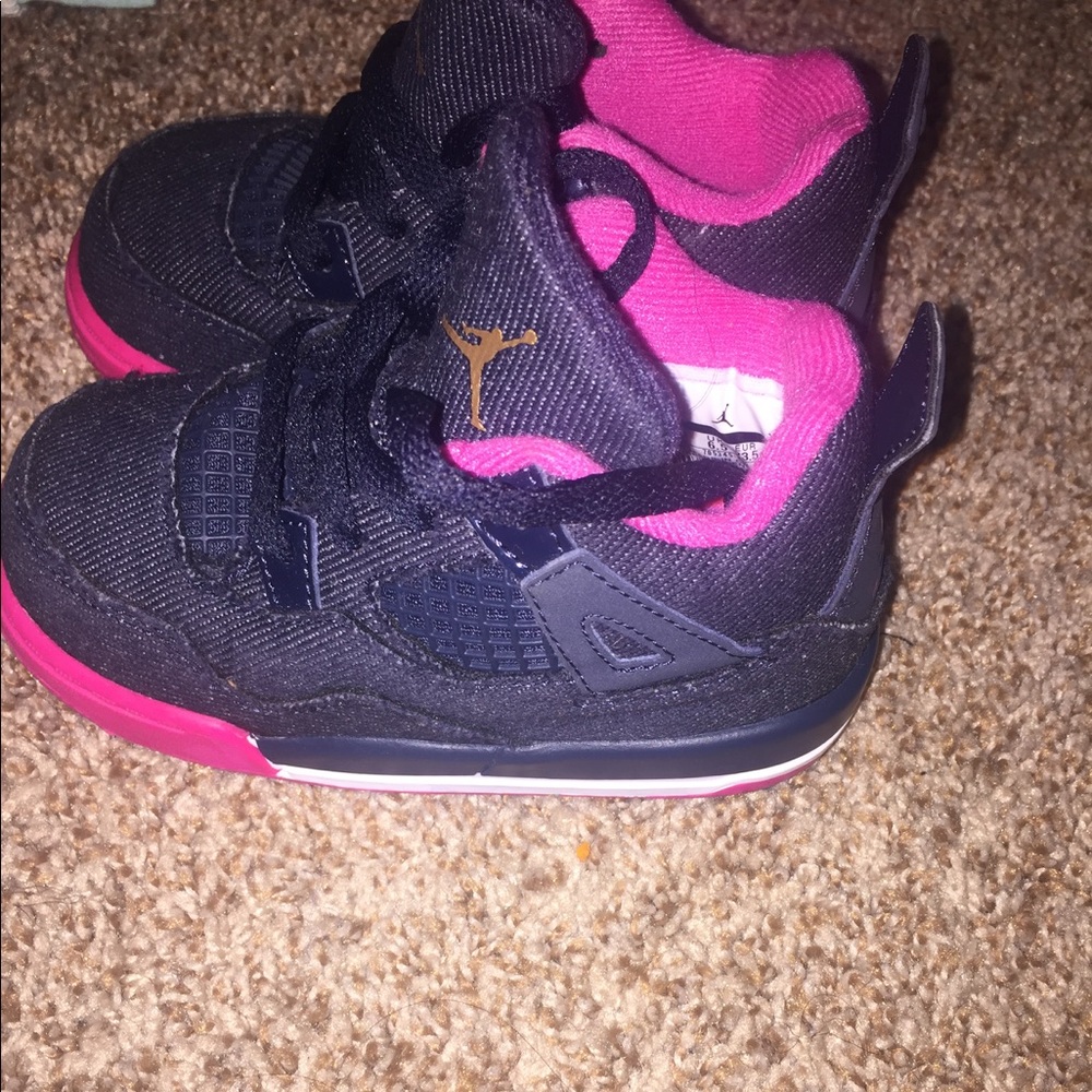 Jordan Retro 4 - Picture 5 of 5