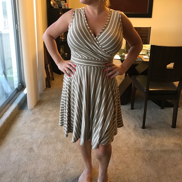 Max Studio Sundress - Picture 2 of 5