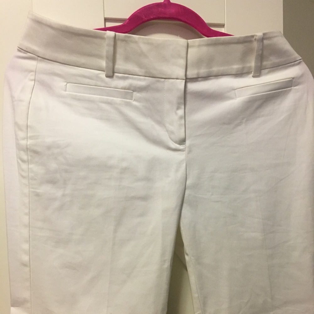 White ann taylor crop pants