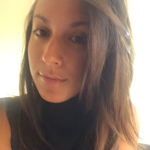 Meet your Posher, Ana