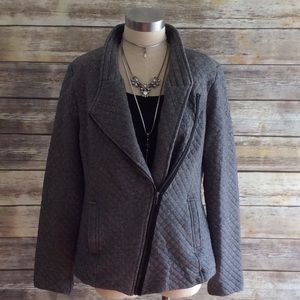 Women’s Cabi Zip Up Size Medium