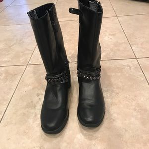 Tahari Boots, Kids