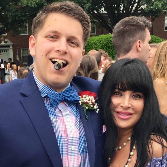 Meet your Posher, Michele - Picture 1 of 1