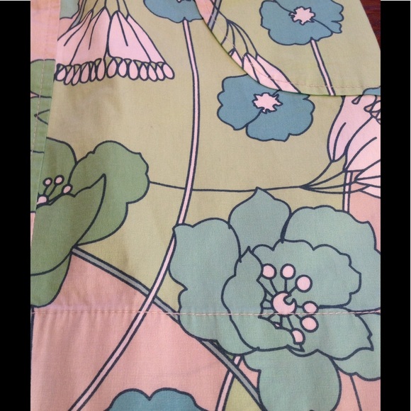 Ann Taylor Loft Skirt. Size 2. - Picture 2 of 4