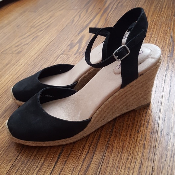 me too espadrille wedge