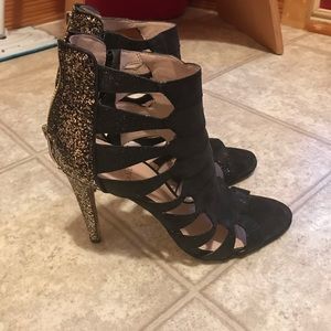 Vince Camuto heels