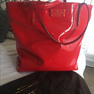 KATE SPADE Red Large Patent Leather Bag KATE SPADE Red Large Patent Leather Bag