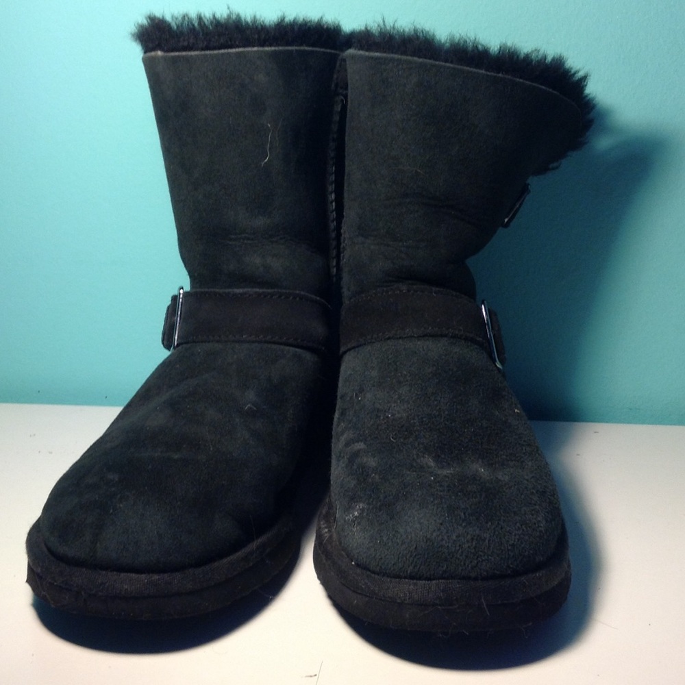 Black fake uggs!