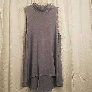Mock Turtleneck Sleeveless Hi-Lo Top