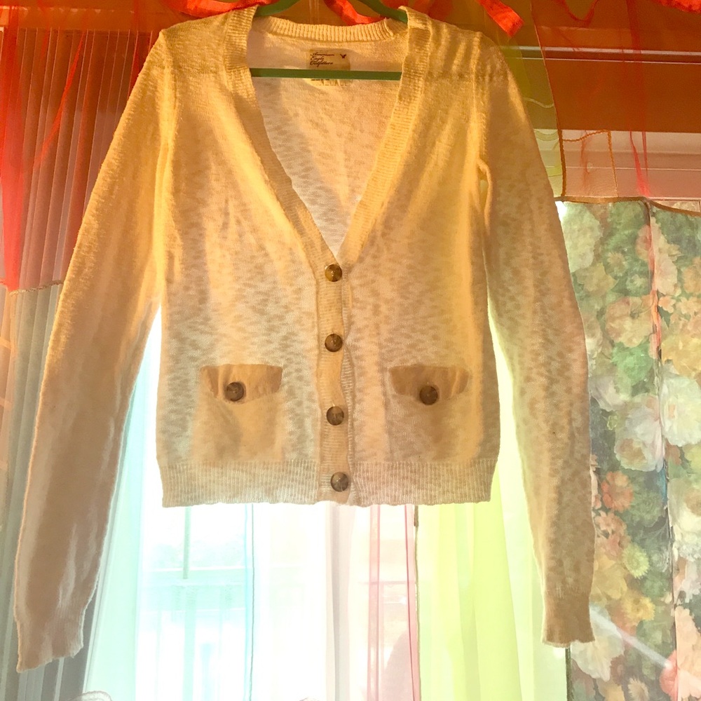 American Eagle Outfitters Cream Cardi Size Med