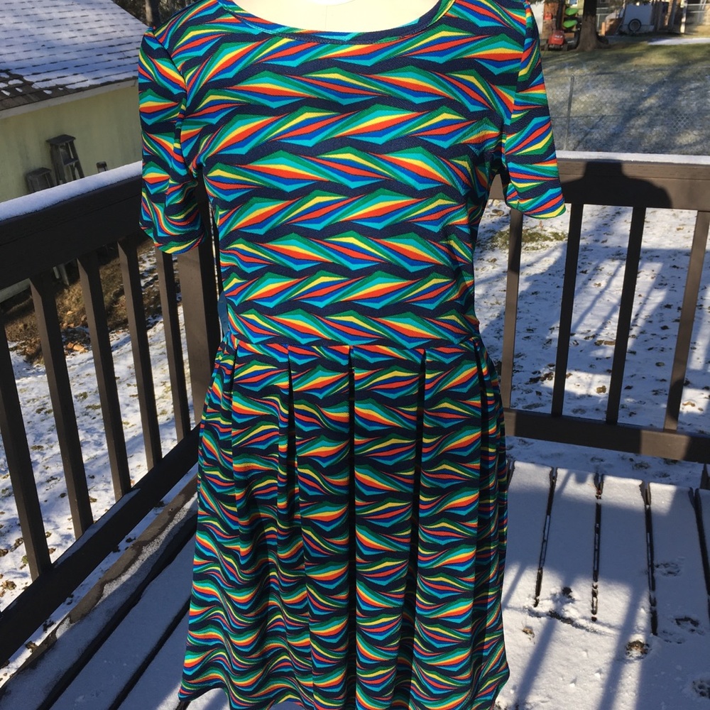 Lularoe Amelia cute colorful dress!