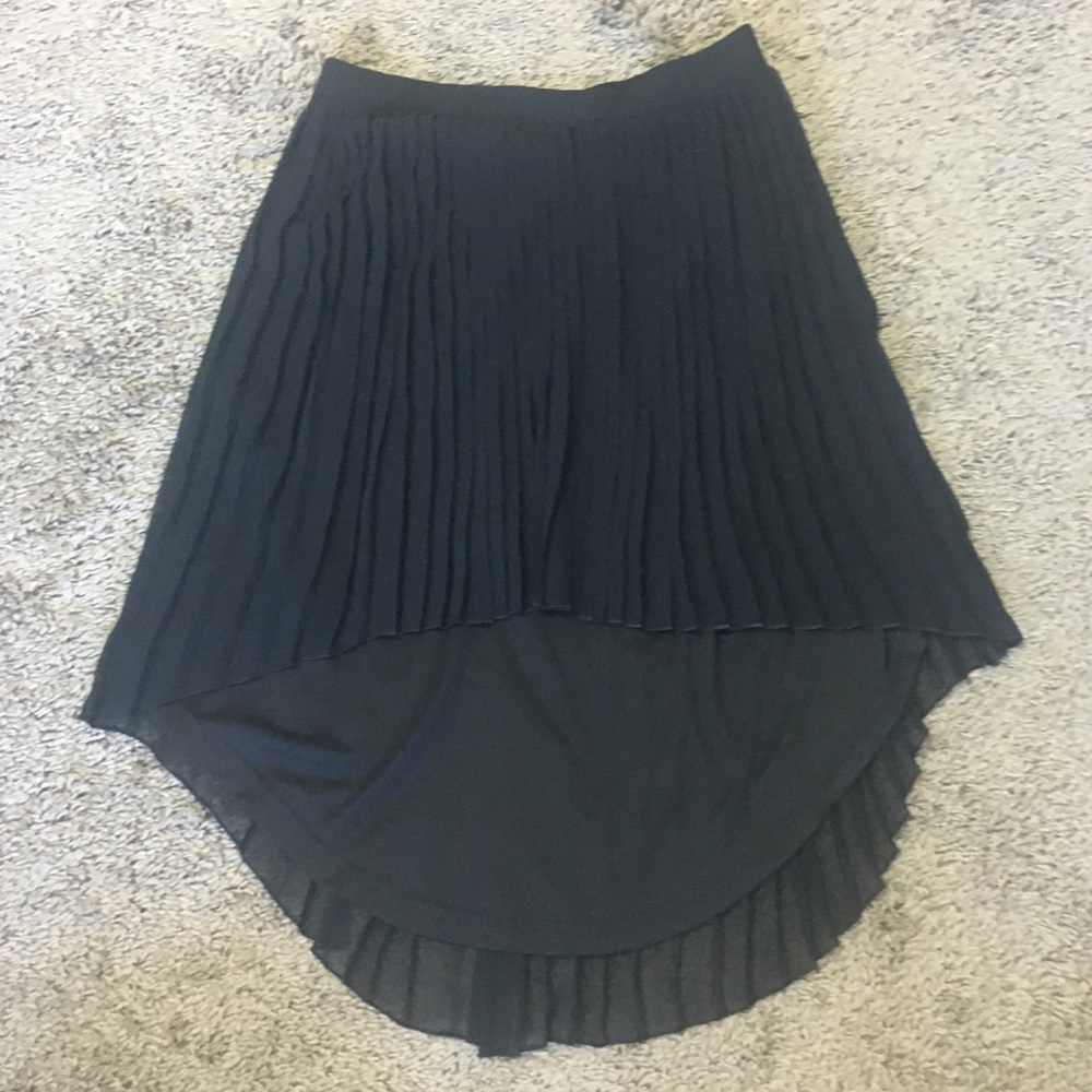 HighLow pleated Mini skirt Size 2