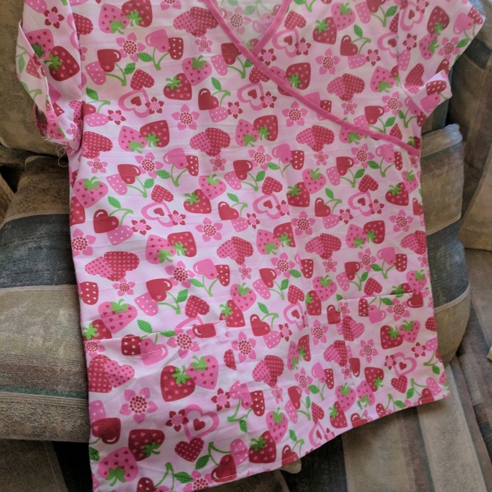 Scrub top