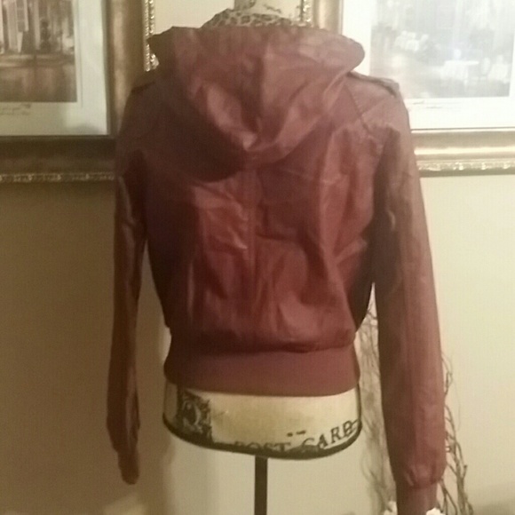 Bomber jacket - Picture 2 of 5