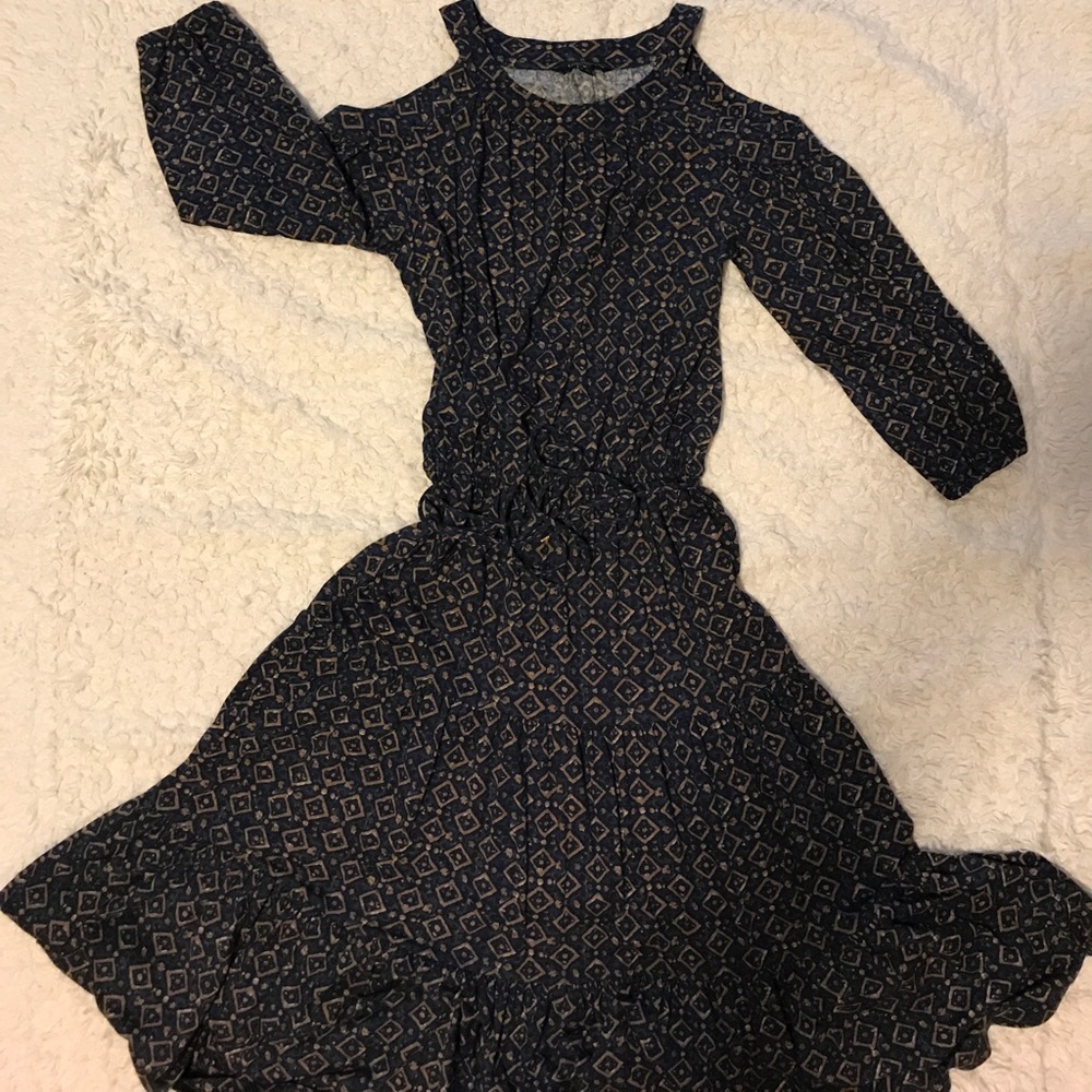 Ralph Lauren semi-off shoulder dreas