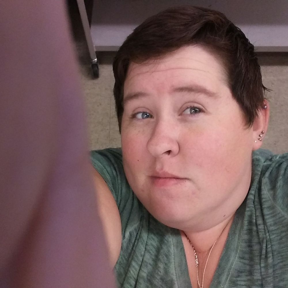 Meet your Posher, Emilie