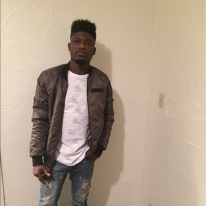 Meet your Posher, Prince