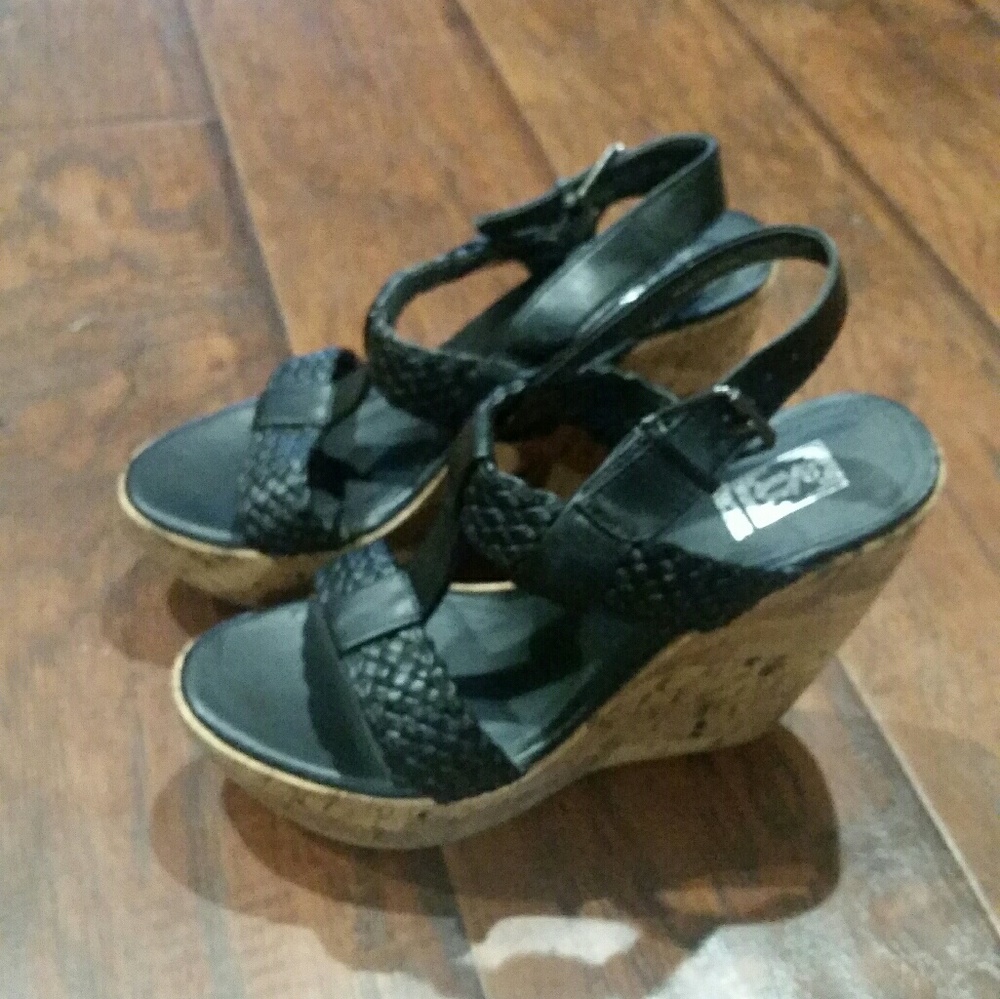 Black Sandles
