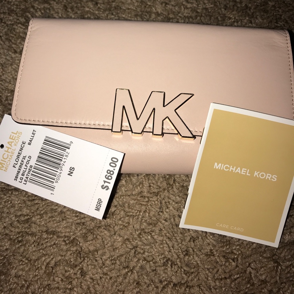 Michael kors wallet