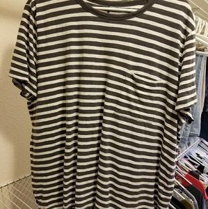 Old Navy t-shirt. XL