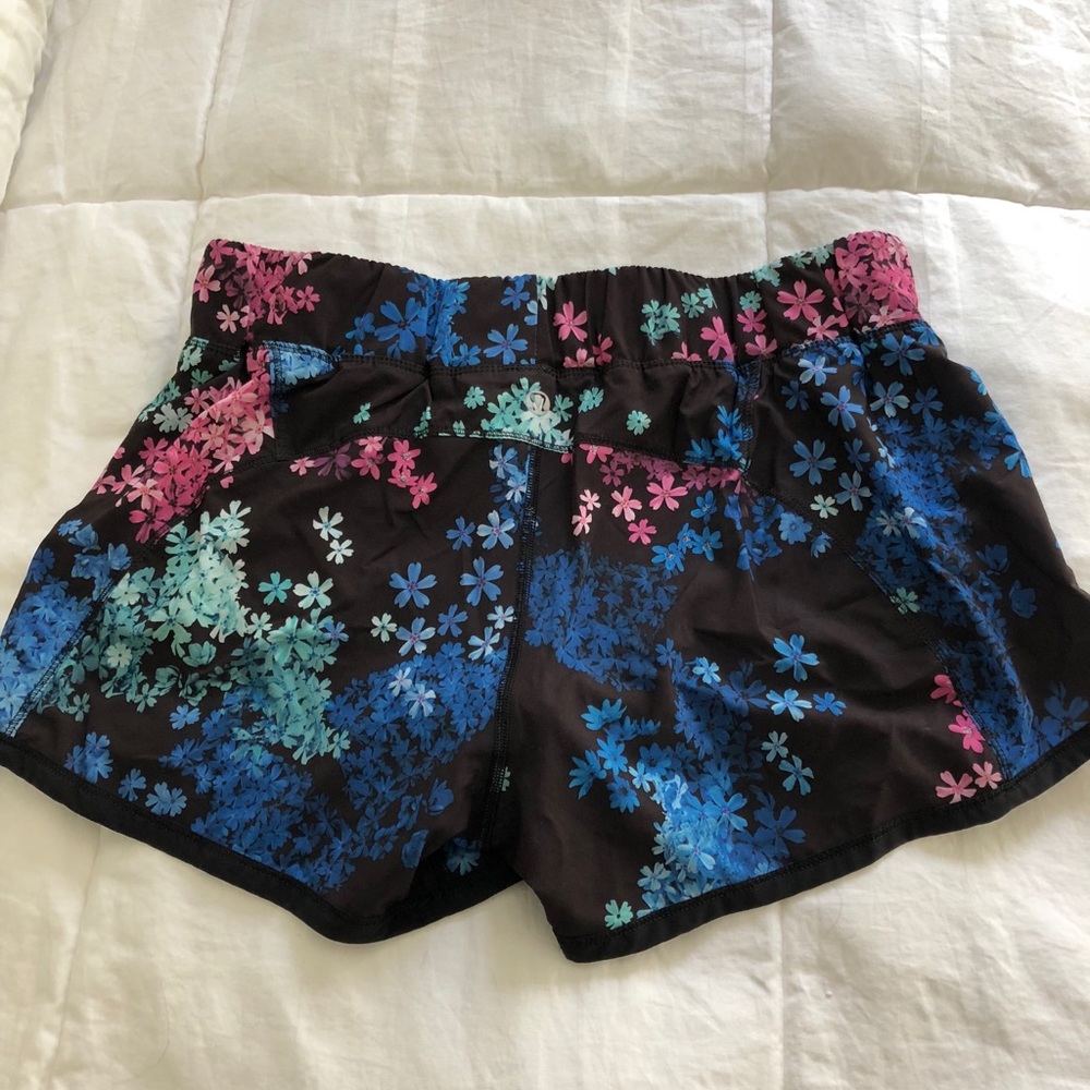Lululemon Athletica Running Shorts- built in liner