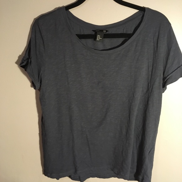 H&M Basic tee - Picture 2 of 3