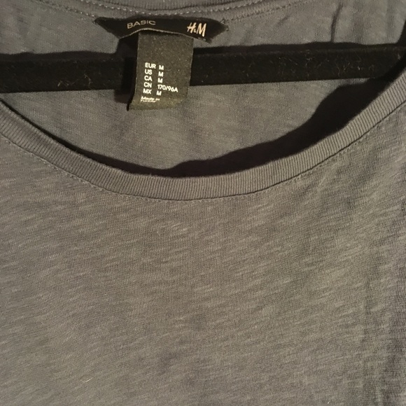 H&M Basic tee - Picture 3 of 3