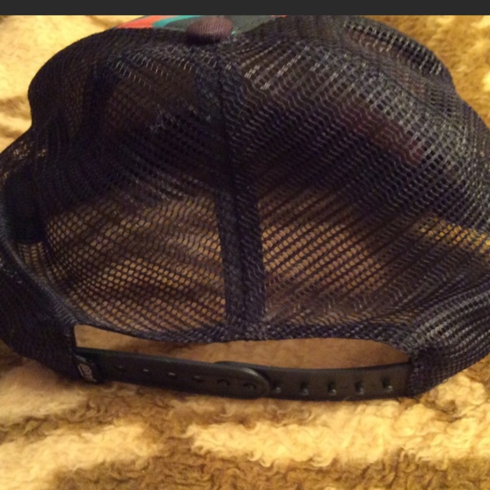 Vans hat - Picture 2 of 2