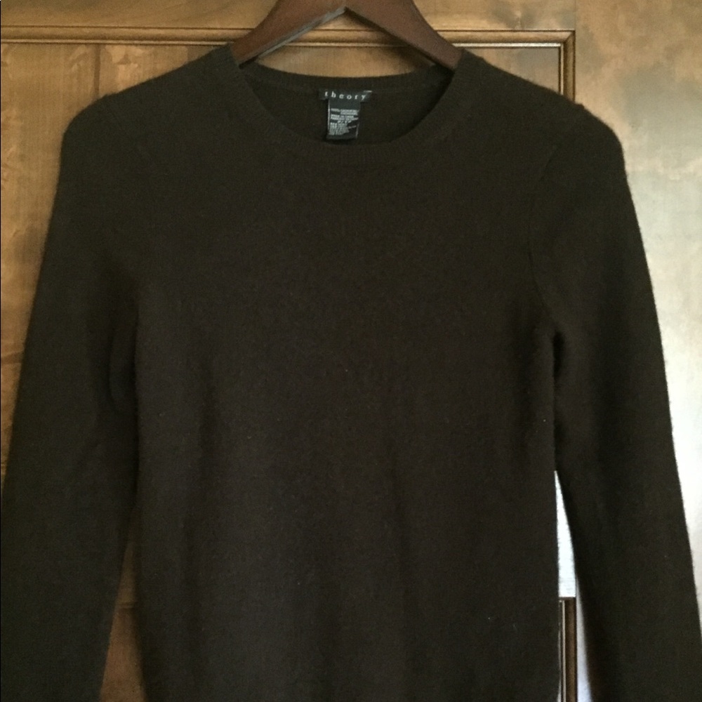Theory cashmere sweater