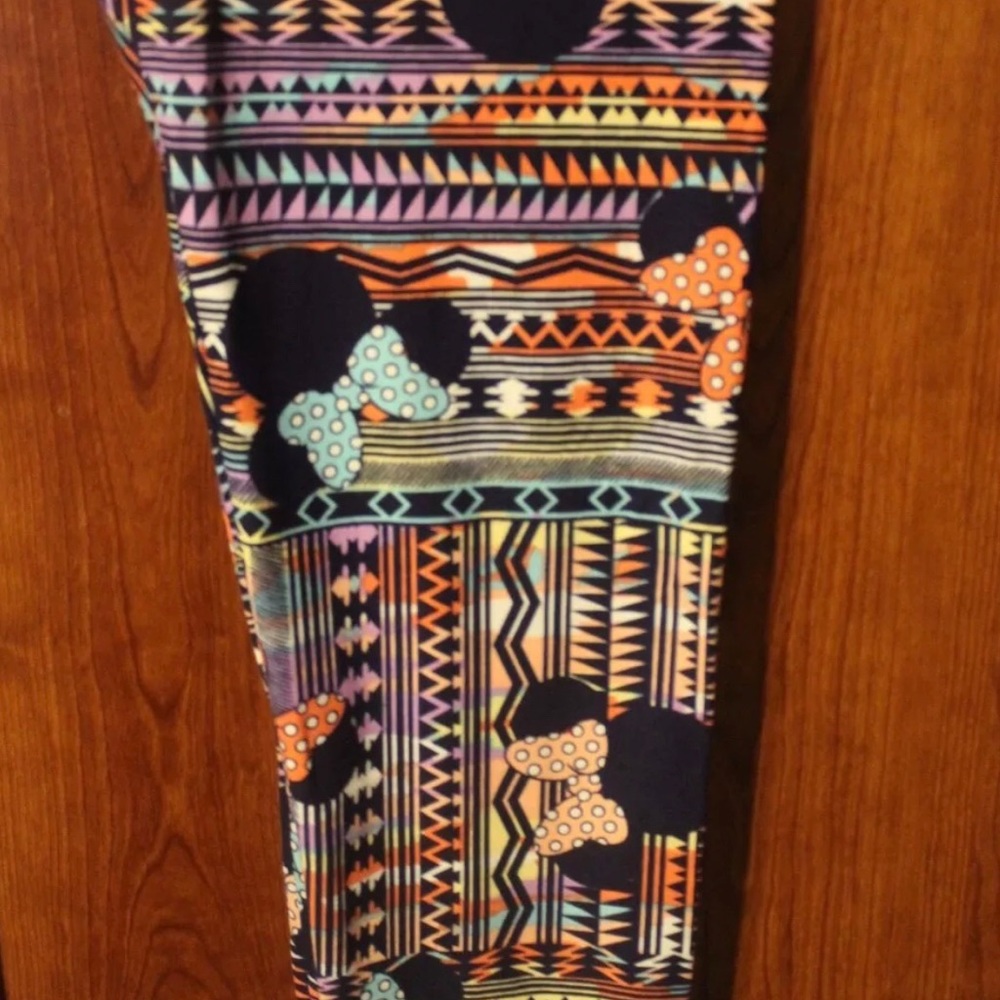 NWT LuLaRoe Minnie Mouse Leggings OS