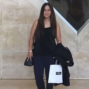 Meet your Posher, Leezel