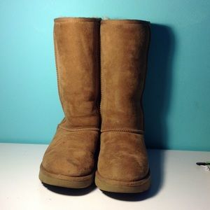 Camel colored Uggs!