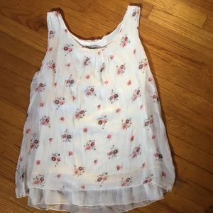 Sleeveless tank top