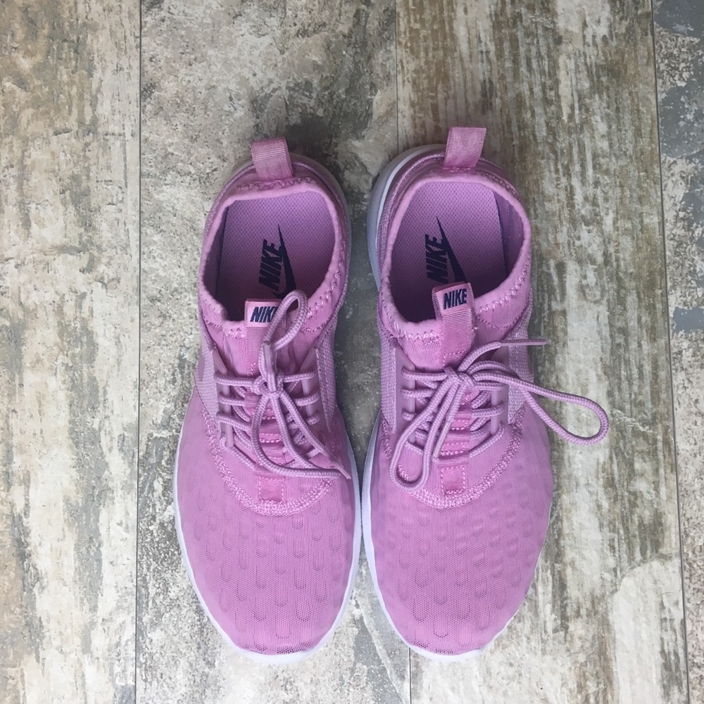 NIKE BABY PINK SNEAKERS - Picture 3 of 5