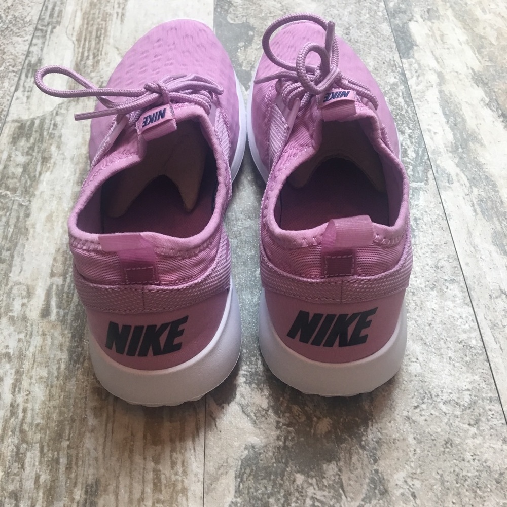 NIKE BABY PINK SNEAKERS - Picture 4 of 5