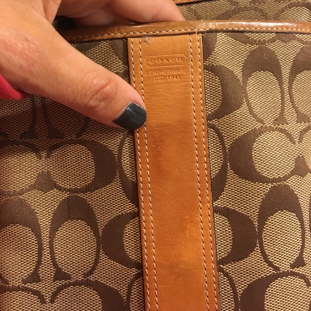 Coach signature cross body bag - Picture 2 of 4