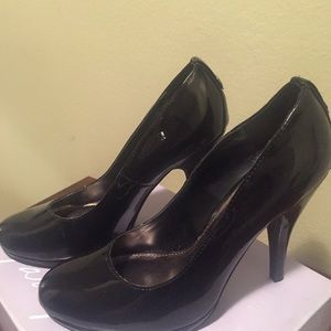 Shoes, heels