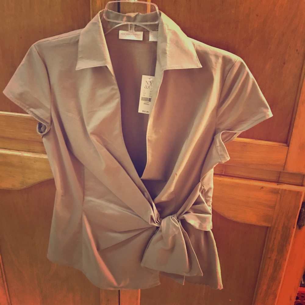 NY&co wrap style blouse
