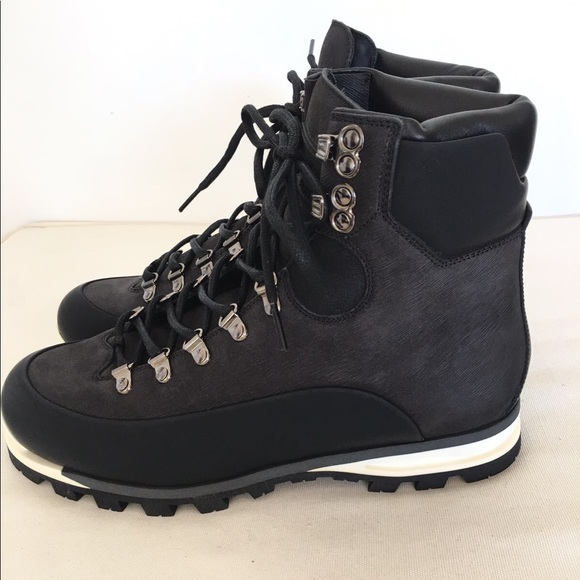 Louis Vuitton men lace-up boots, US size 8,5 - Picture 3 of 7