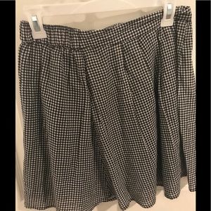 Old Navy gingham skirt