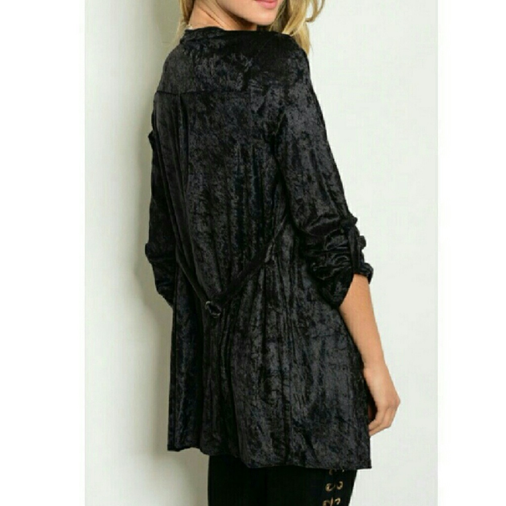 πΊNew Arrival!πΊ Velvet Cardigan - Picture 2 of 2