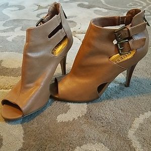 Guess peep toe heels