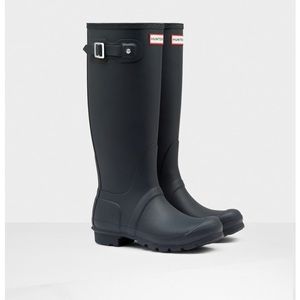 Navy Hunter Rainboots - like new, size 6F