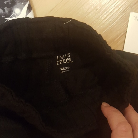 Size 4/5 bundle - Picture 3 of 5